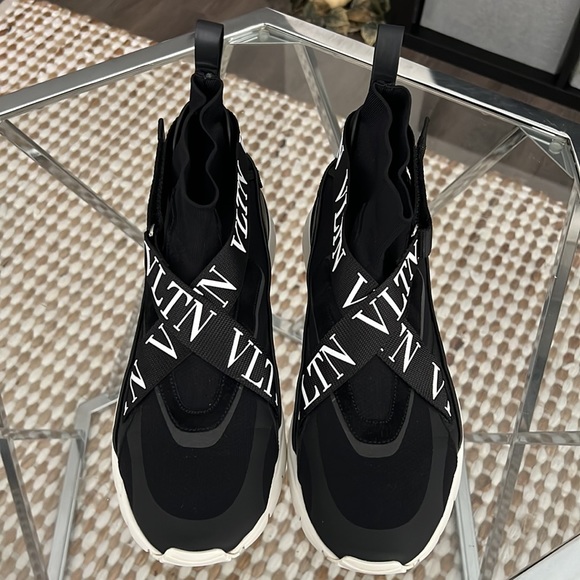 Valentino Garavani VLTN High-Top Sneakers - Picture 4 of 10